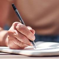 Schenken om de erfbelasting laag te houden: zo doe je dat