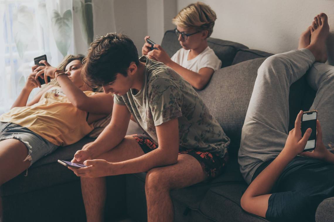 Je hart luchten bij AI? ‘Veel jongeren praten meer met chatbots dan met hun vrienden’
