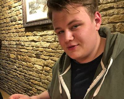 Ouders van doodgereden Harry Dunn klagen regering-Trump en gevluchte diplomatenvrouw aan