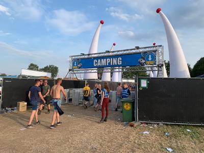 Dode bij Zwarte Cross is 18-jarige man uit Vragender, crossers rijden met rouwband om