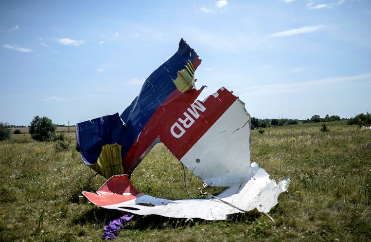 Reconstructie van de fatale vlucht MH17: ‘Een vogeltje vliegt jouw kant op’