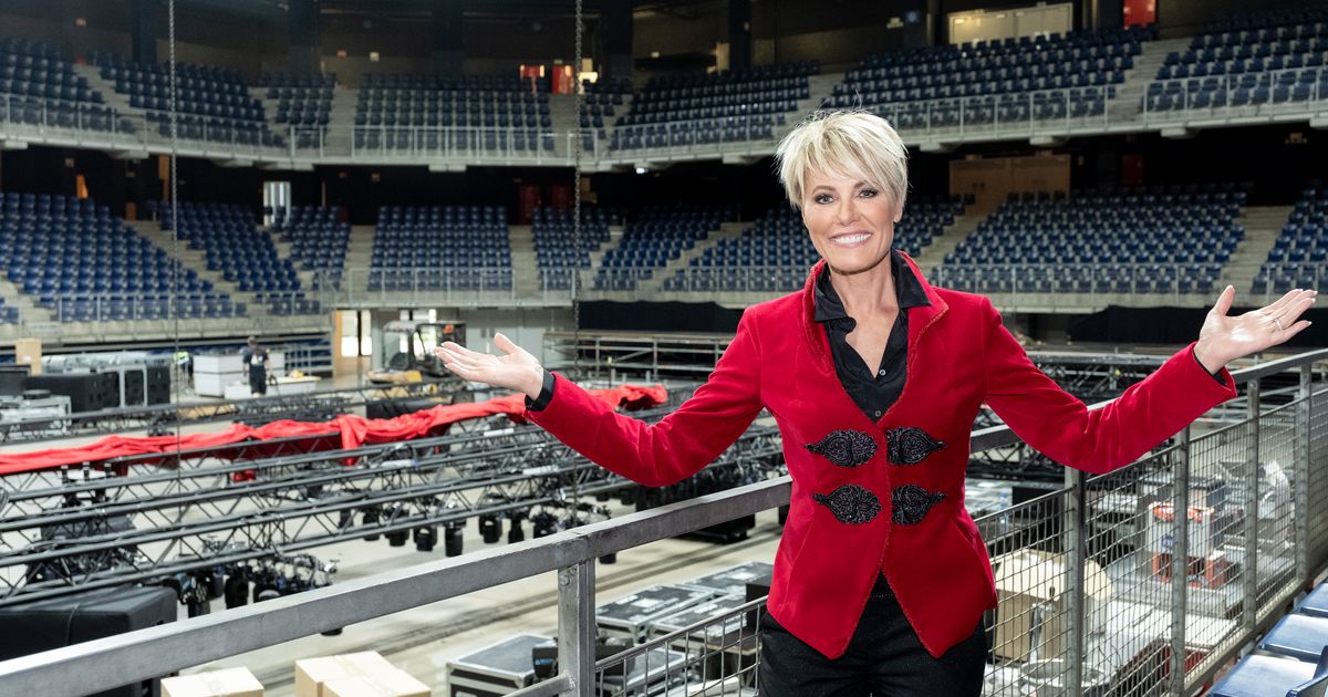 Dana Winner (53) viert 30 jaar carrière met concert in Lotto Arena: "D...