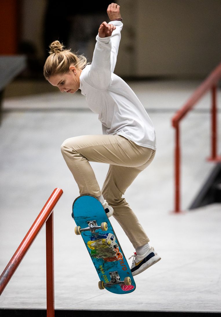 Op het NK skateboarden gaat Candy Jacobs voor een nooit ...