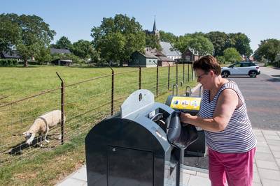 Avri kan belofte niet waarmaken, gratis storten in containers met kuren