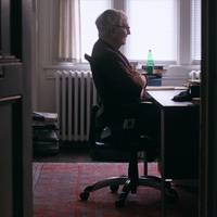 ‘Cover-Up’ toont precies wat voor Moeilijke Mens een goeie onderzoeksjournalist moet zijn