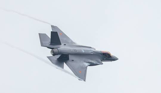 ‘Het zou totaal roekeloos zijn’: oppositie wil af van extra F-35’s door Amerikaanse dreigementen