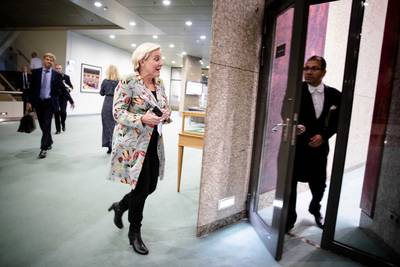 Bijna hele oppositie wil Bijleveld weg