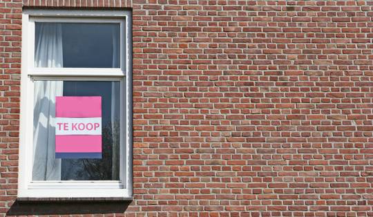 Nu een huis kopen of toch nog even wachten? Vijf vragen over de woningprijzen