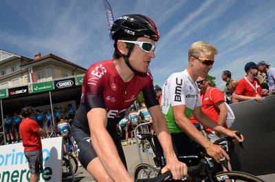 Thomas verlaat Ronde van Zwitserland na val, Viviani wint etappe