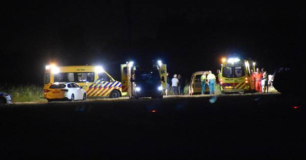 13-jarig meisje gewond bij ongeluk met sloopauto in Rijswijk: auto's oefenden voor autovoetbalwedstr