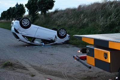 Bestuurder die over de kop sloeg in Poortvliet had gedronken