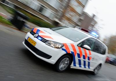Wassenaarse agent Gert brengt ouders naar dochter, die in Arnhem op intensive care ligt