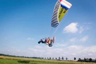 Minivliegtuigjes starten en landen weer legaal in Overbetuwe