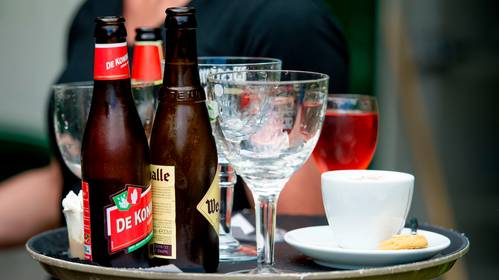 DE GROTE PEILING. Belg heeft vooral nood aan avondje uit op café of restaurant