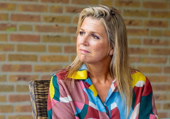 Máxima komt kleurrijk voor de dag ondanks de regen