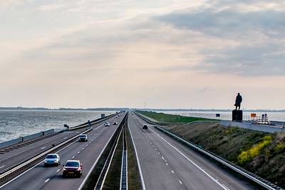 Fietsers blij: toch vier zondagen de Afsluitdijk over