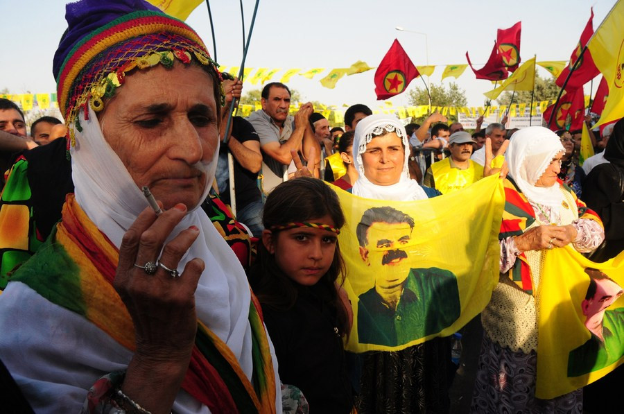 Pkk Stopt Terugtrekking Strijders Uit Turkije Foto Hln Be