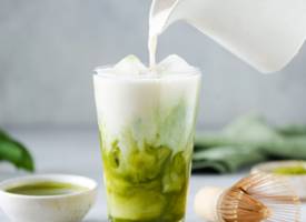 Vervang koffie eens voor matcha-thee