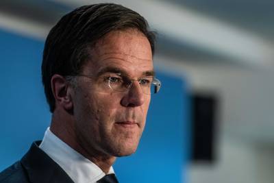 ‘Vaasje van Rutte’ belachelijk gemaakt op sociale media