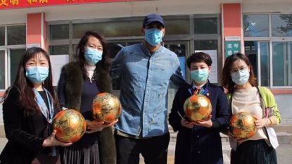 Fellaini mag ziekenhuis verlaten, maar moet wel nog twee weken in quarantaine