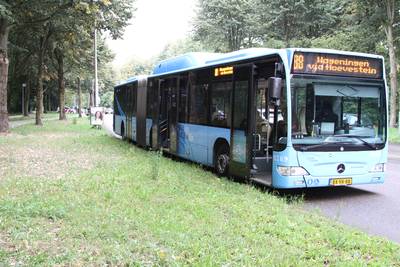 Fietser aangereden door lijnbus in Ede