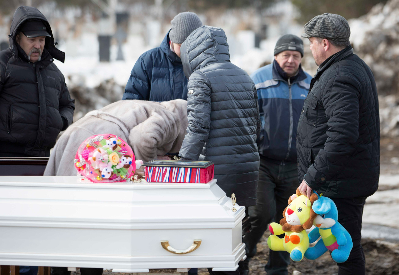 Похороны маленьких детей
