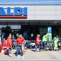 ‘Een typisch fenomeen voor onze geldzieke maatschappij’: onze lezers over de opheffing van de zondagsrust