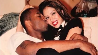 Weduwe Kobe Bryant eert basketbalicoon bij 19e huwelijksverjaardag: "Ik mis je zó hard"