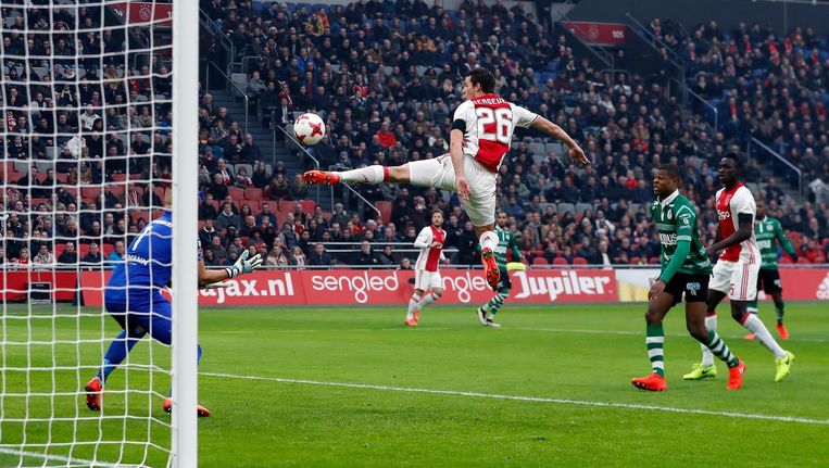 Feyenoord won al toen Ajax en PSV nog zochten | Het Parool