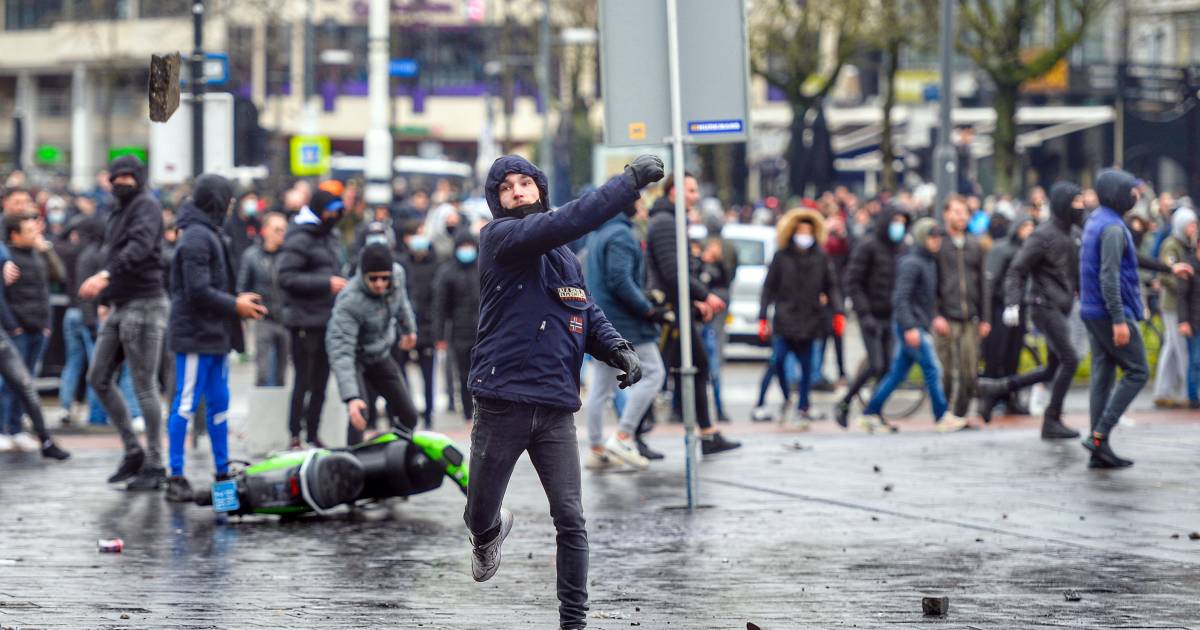 Rellen om het rellen: ontlading van opgehoopte agressie ...