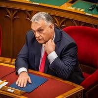 Verslagen Hongaarse premier Viktor Orbán wil niet in parlement
