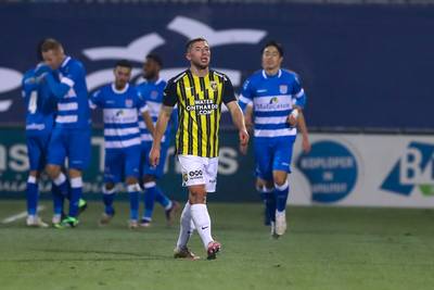 Letsch blundert met roulatiesysteem: dramatisch Vitesse onderuit bij PEC Zwolle