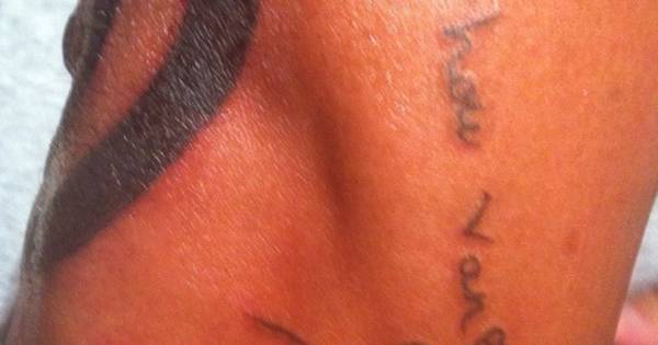 Yolanthe Zet Tattoo Op Arm Van Wesley Ik Hou Van Jou Sport Pzc Nl