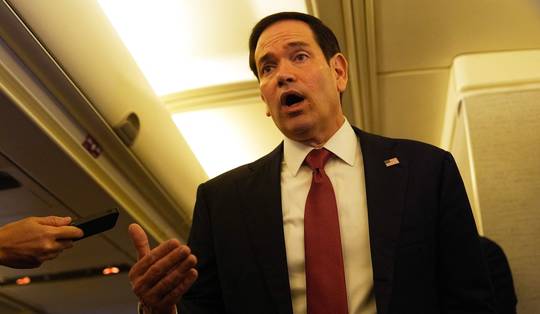 VS vallen doelen in Iran aan ‘uit zelfverdediging’, Rubio denkt dat akkoord nog steeds kan