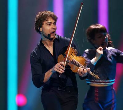 LIVE: Vioolvirtuoos Alexander wordt maar niet ouder