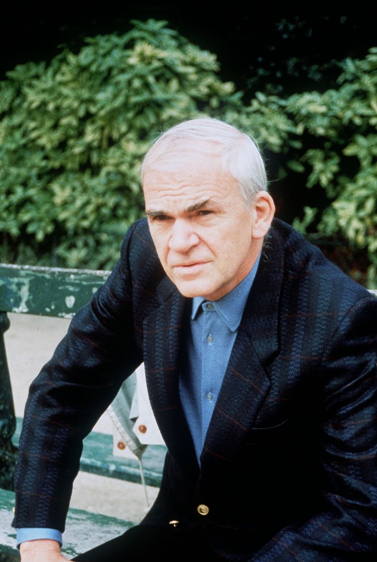 Schrijver Milan Kundera krijgt Tsjechische nationaliteit