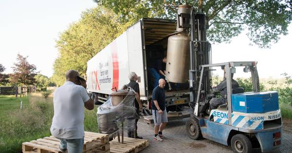 Drie jaar cel voor 'producent' van drugslab in boerderij Schuinesloot, boer vrijgesproken - De Stent