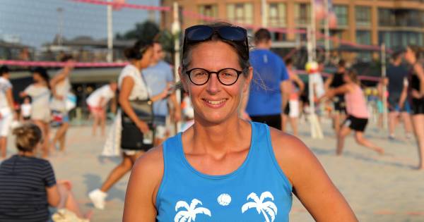 Swartjes verkoopt Beachvolleybal