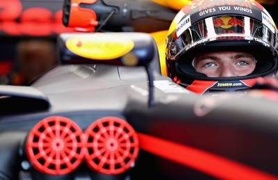 LIVE: Hamilton het snelst, Verstappen vierde in tweede training