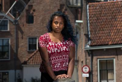 Geadopteerde vrouw daagt overheid wegens gesjoemel met regels