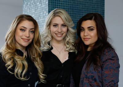 OG3NE trapt 'bijzondere' theatertour af in Amsterdam