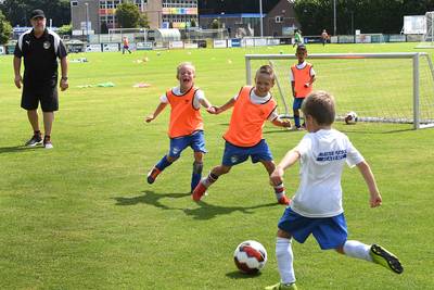 Jonge Millse voetballers voor even in Spaanse handen