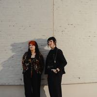 ‘Ze is als vrouw gelukkiger dan ooit, maar mensen vroegen nooit hoe het mij ging’: wat het betekent als je partner of ouder in transitie gaat