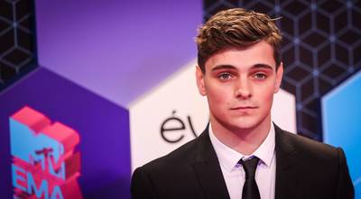 Martin brengt ode aan zijn liefde, Arie doet het zonder armpjes