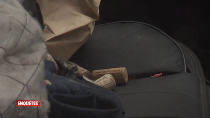 36. Une voiture abandonnée