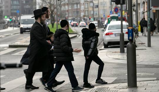 Prévot niet opgezet met Israëlische en Amerikaanse kritiek nadat parket twee joodse besnijders voor rechtbank wil brengen: ‘Niet aan ambassadeur om regering agenda op te leggen’