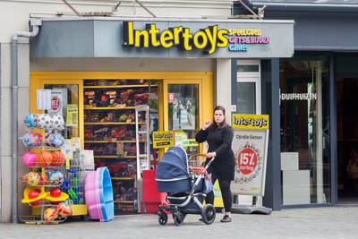 Blokker verkoopt Intertoys