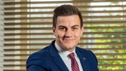 Wie is Dries Van Langenhove (25), de posterboy van rechts-conservatief Vlaanderen? “Ik ben geen Gutmensch, maar wel een goed mens”