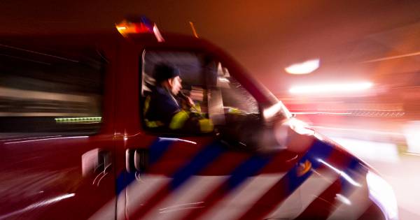 Uitslaande brand in schuur vol hooi in Streefkerk.