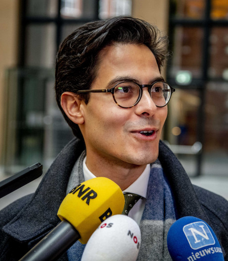 Wopke Hoekstra: geen bierdrinkende corpsbal, wel een family man | Politiek | AD.nl